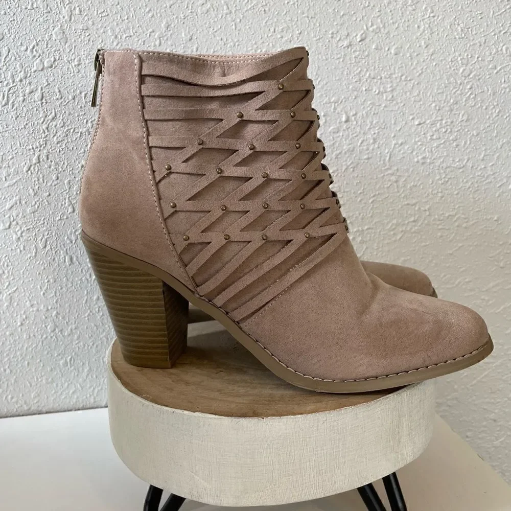 JustFab Zip Up Ankle Booties Size 10 EUC